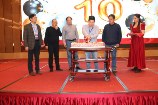 十年華章,再譜新篇——世恒機(jī)械2023年年會暨十周年慶典完美落幕 十年華章,再譜新篇——世恒機(jī)械2023年年會暨十周年慶典完美落幕